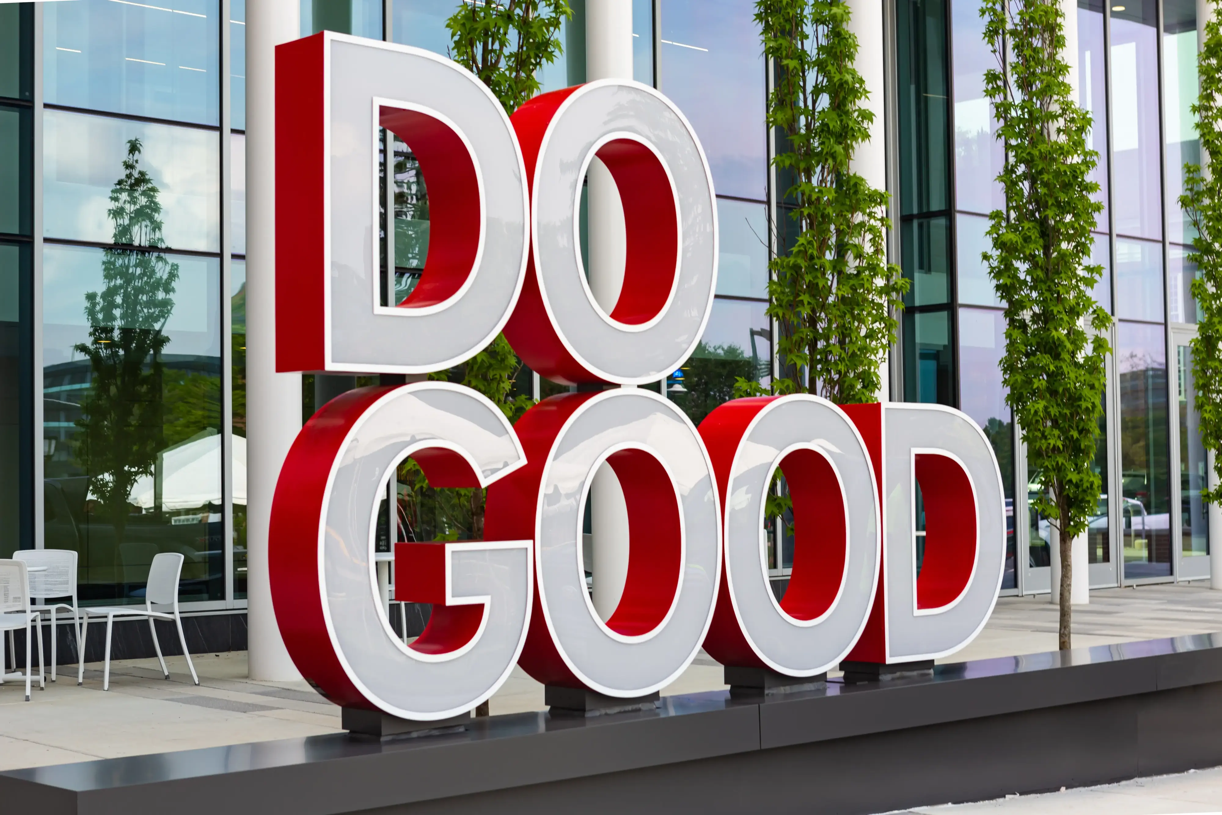 Do Good Sculpture